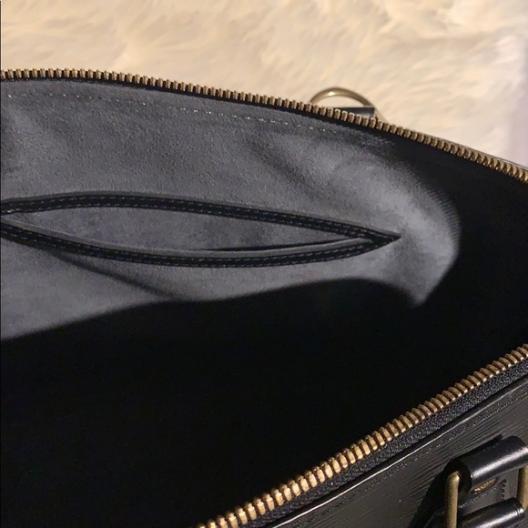 Vintage Louis Vuitton Alma Black Epi Handbag - Picture 6 of 14